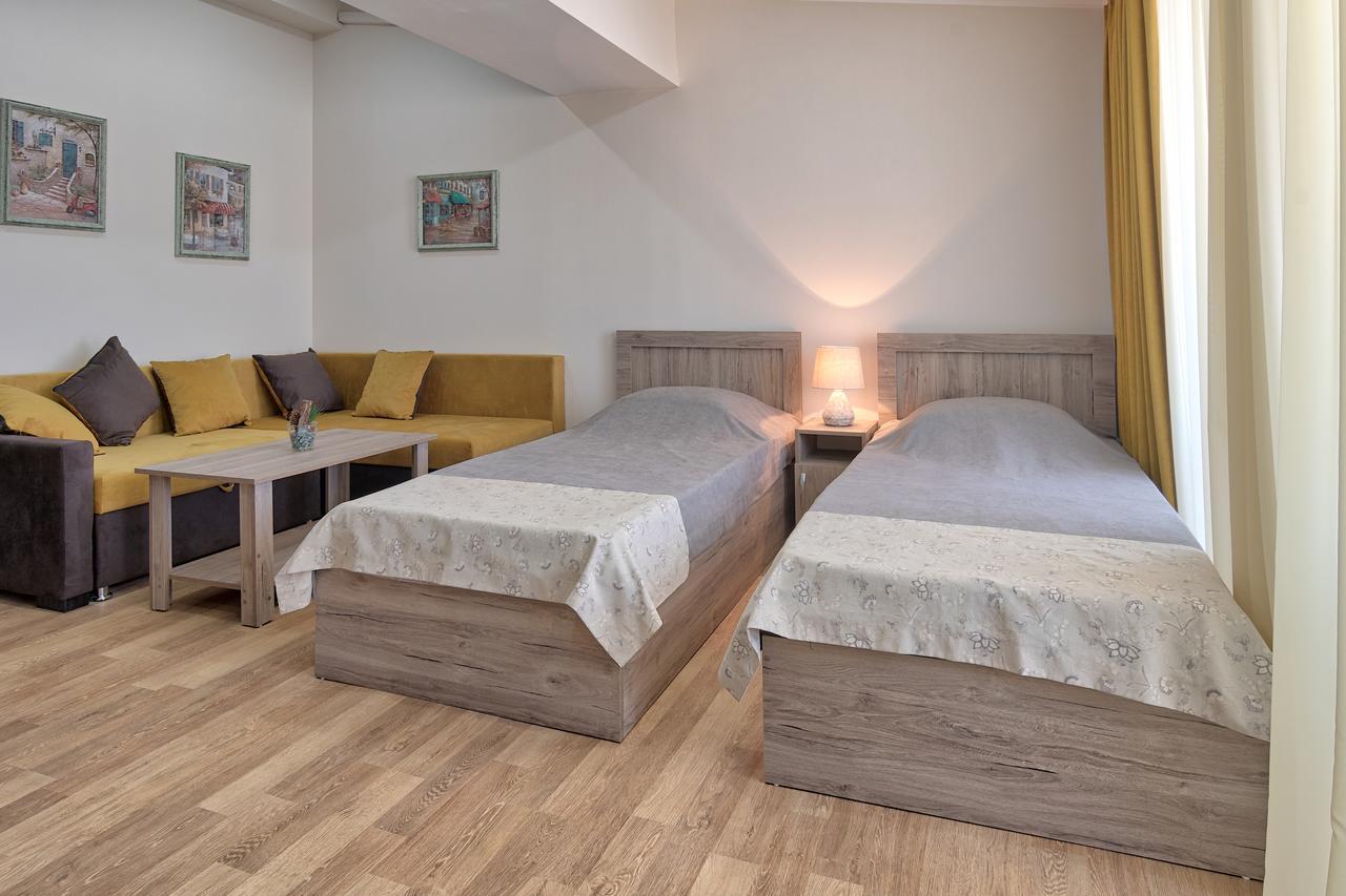New Tiflis Apartments Plekhanovi Bagian luar foto